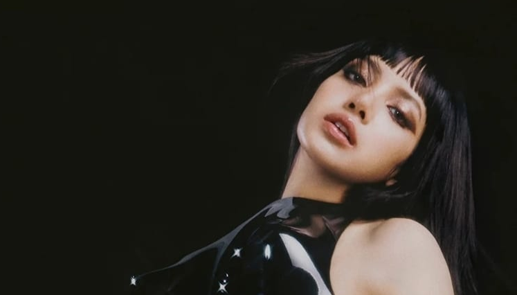 GLOBAL SUPERSTAR LISA PARTNERS WITH RCA RECORDS