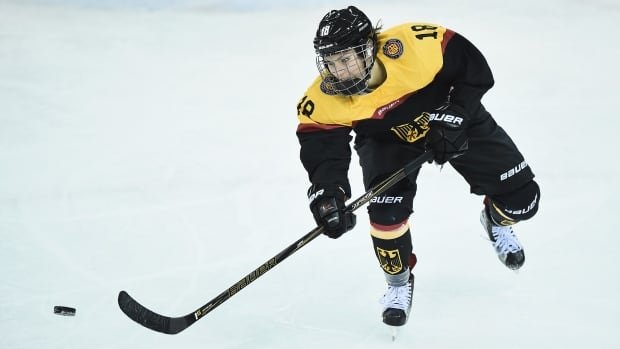 Germany tops Japan to improve to 2-0 at women’s hockey worlds