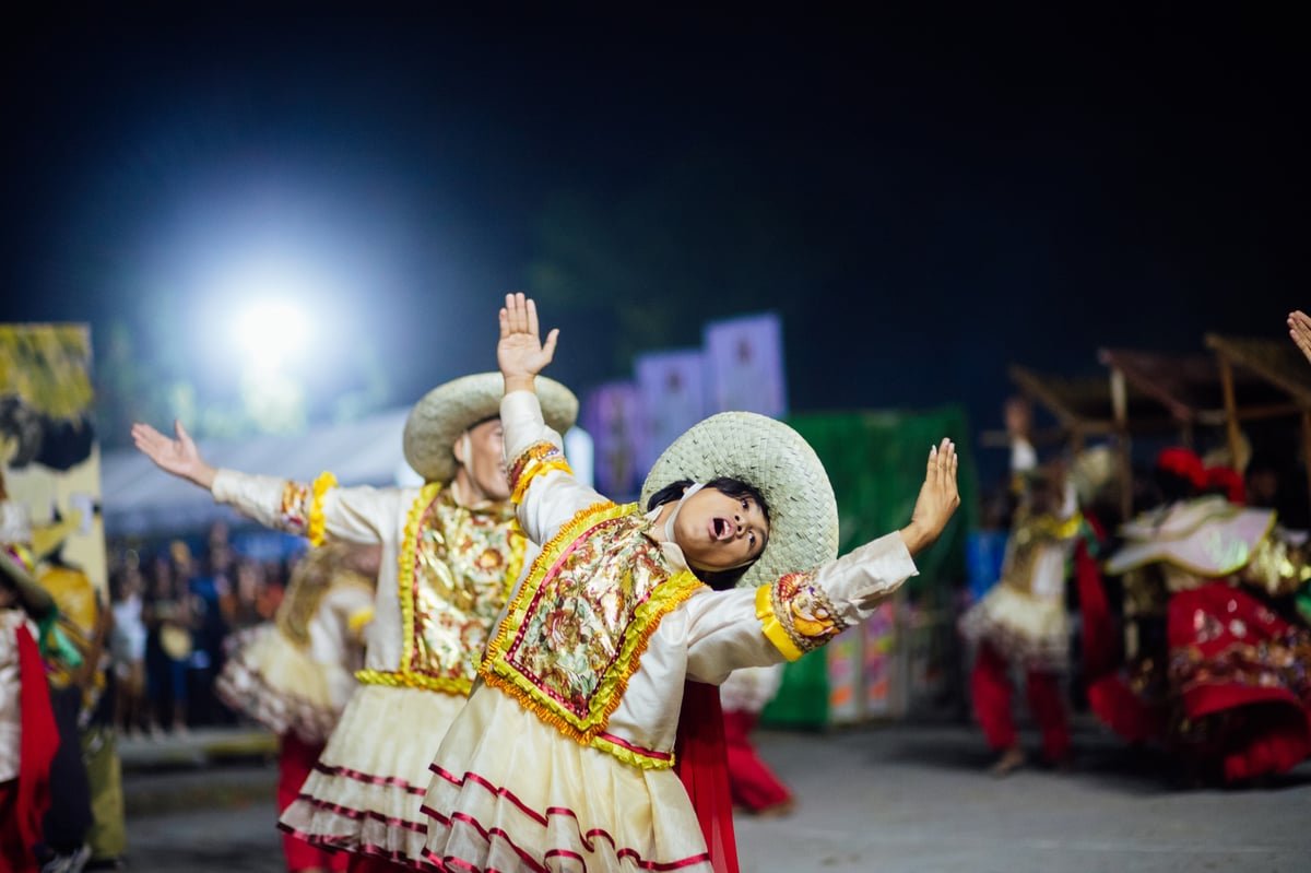 Himaya Festival hails street, arena dance champ