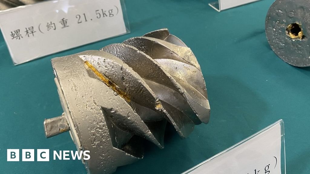 Hong Kong makes largest ever gold smuggling bust