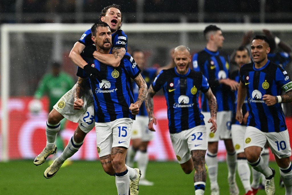 Inter Milan wins Serie A title in derby thriller with AC Milan