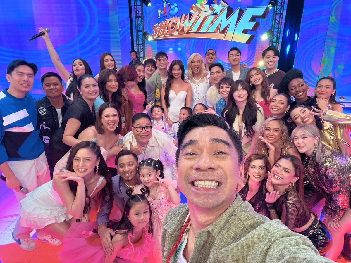 Its Showtime debut episode on GMA trends worldwide