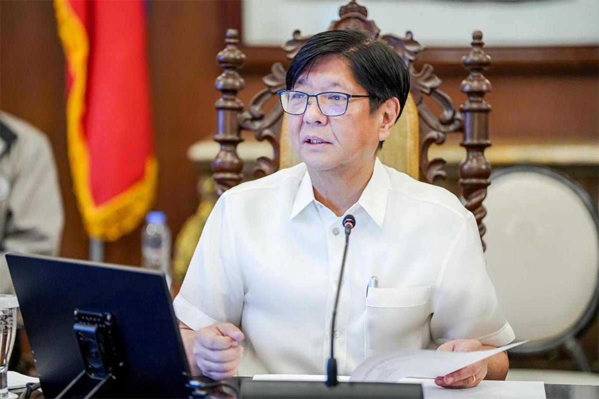 Marcos creates committee to facilitate right of way acquisition for railway projects