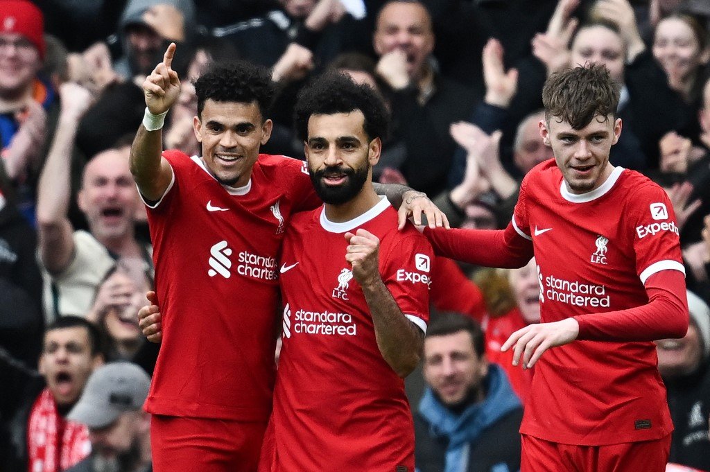 Mohamed Salah caps fightback as Liverpool goes on top
