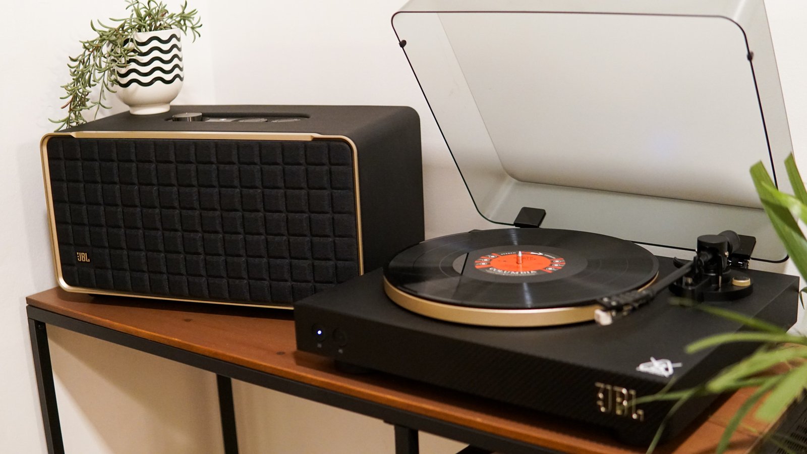 Vinyl Record Fan Youll Want This Gorgeous Speaker and Turntable Combo From JBL
