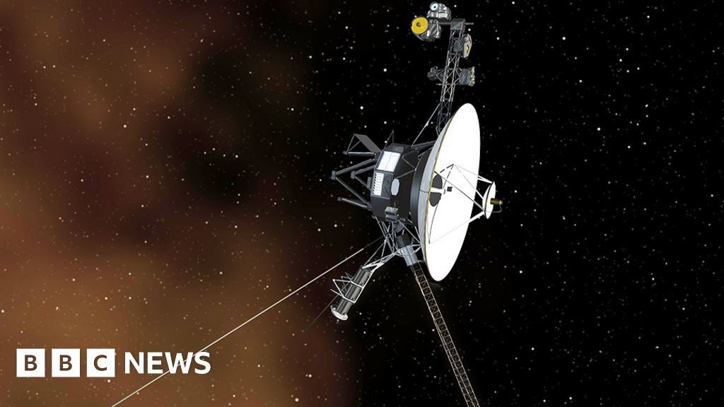 Voyager 1 sends readable data again from deep space