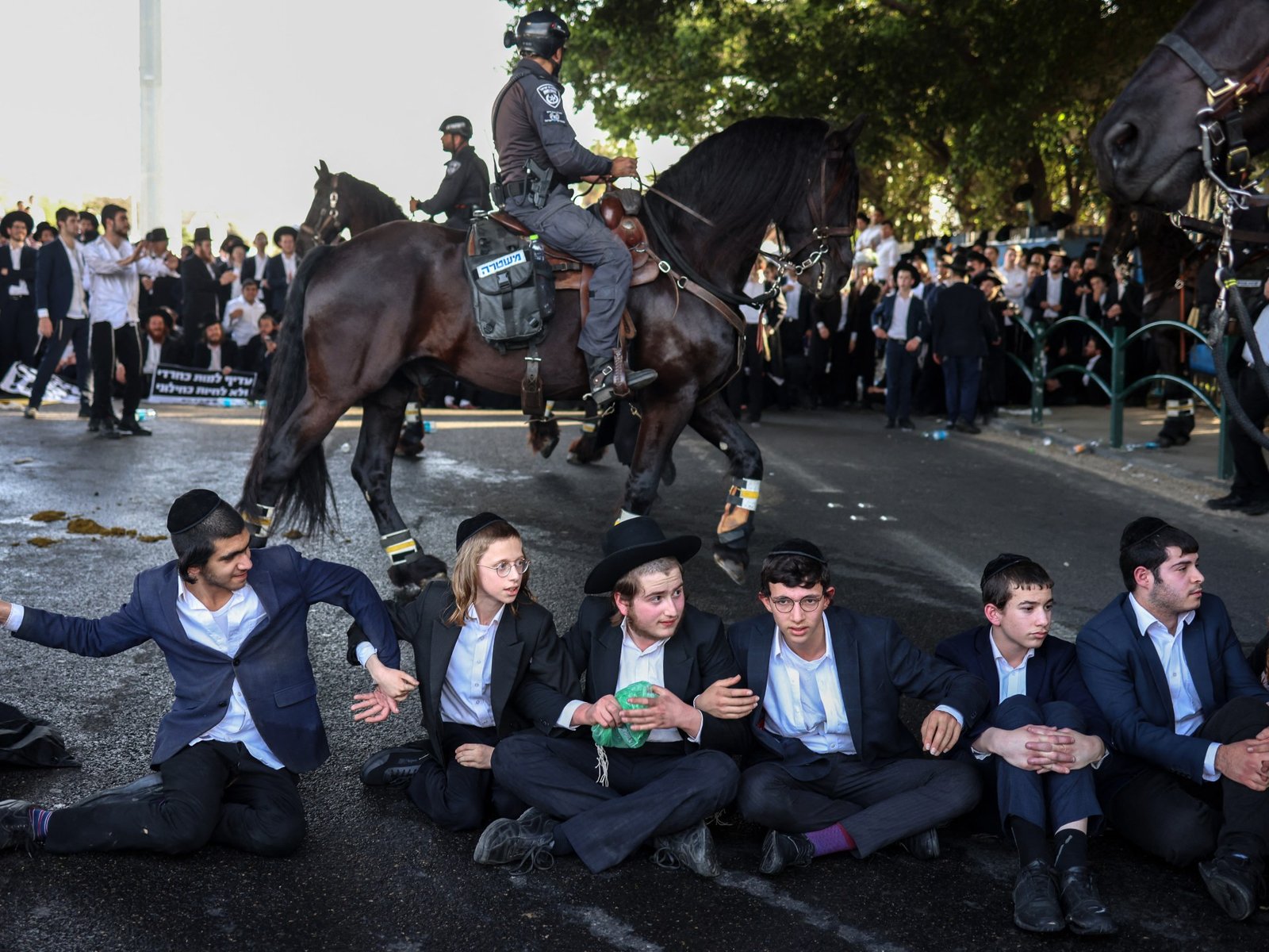 Will ultra-Orthodox Jews have to enlist in the Israeli army? | Protests News
