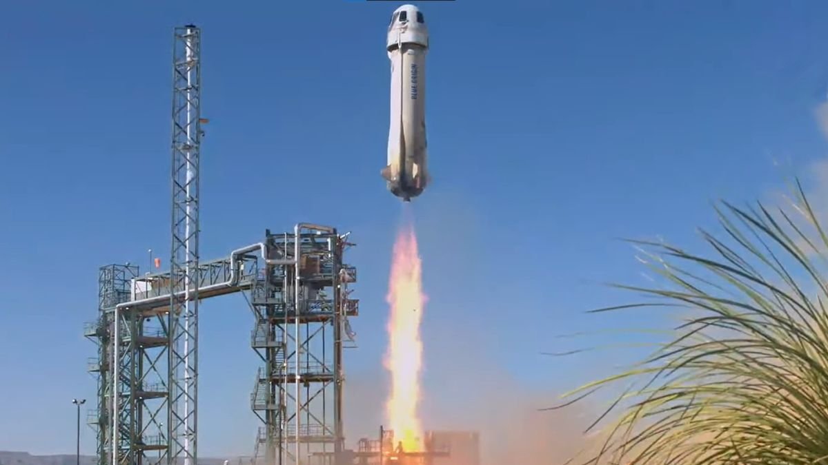 Blue Origin launches 1st crewed spaceflight since August 2022 video