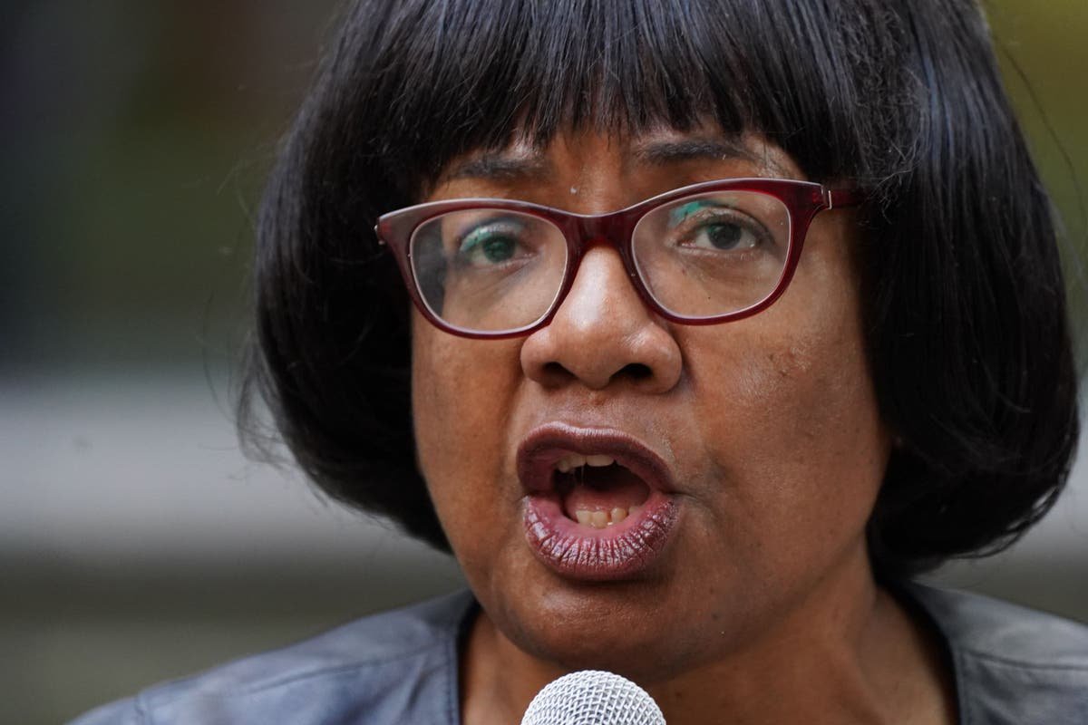 Diane Abbott row fails to harm Labours support in weekly tracker poll