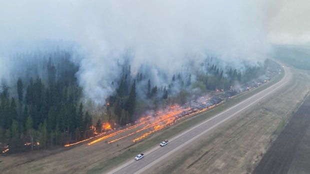 Fort Nelson BC wildfire evacuees allowed to return home starting Monday