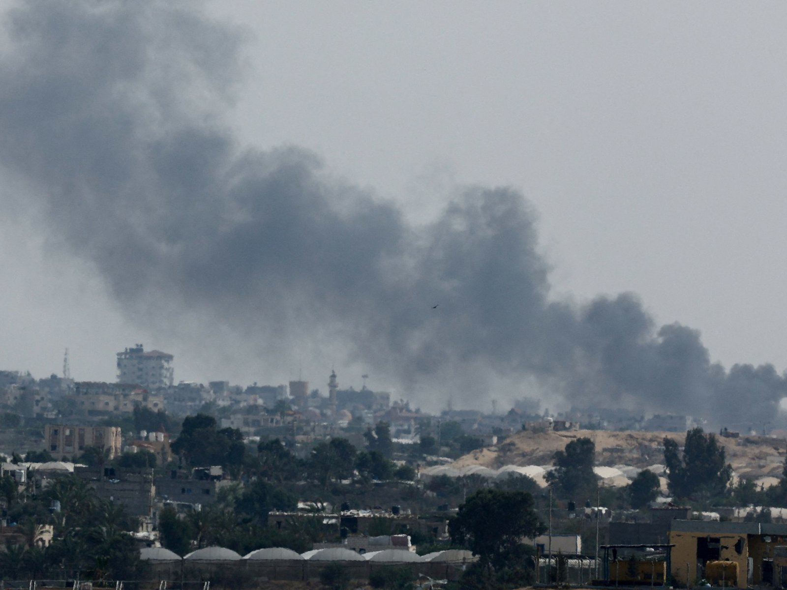 Israel shrugs off UNSC bid to ‘stop the killing’ to continue Rafah assault | Gaza News