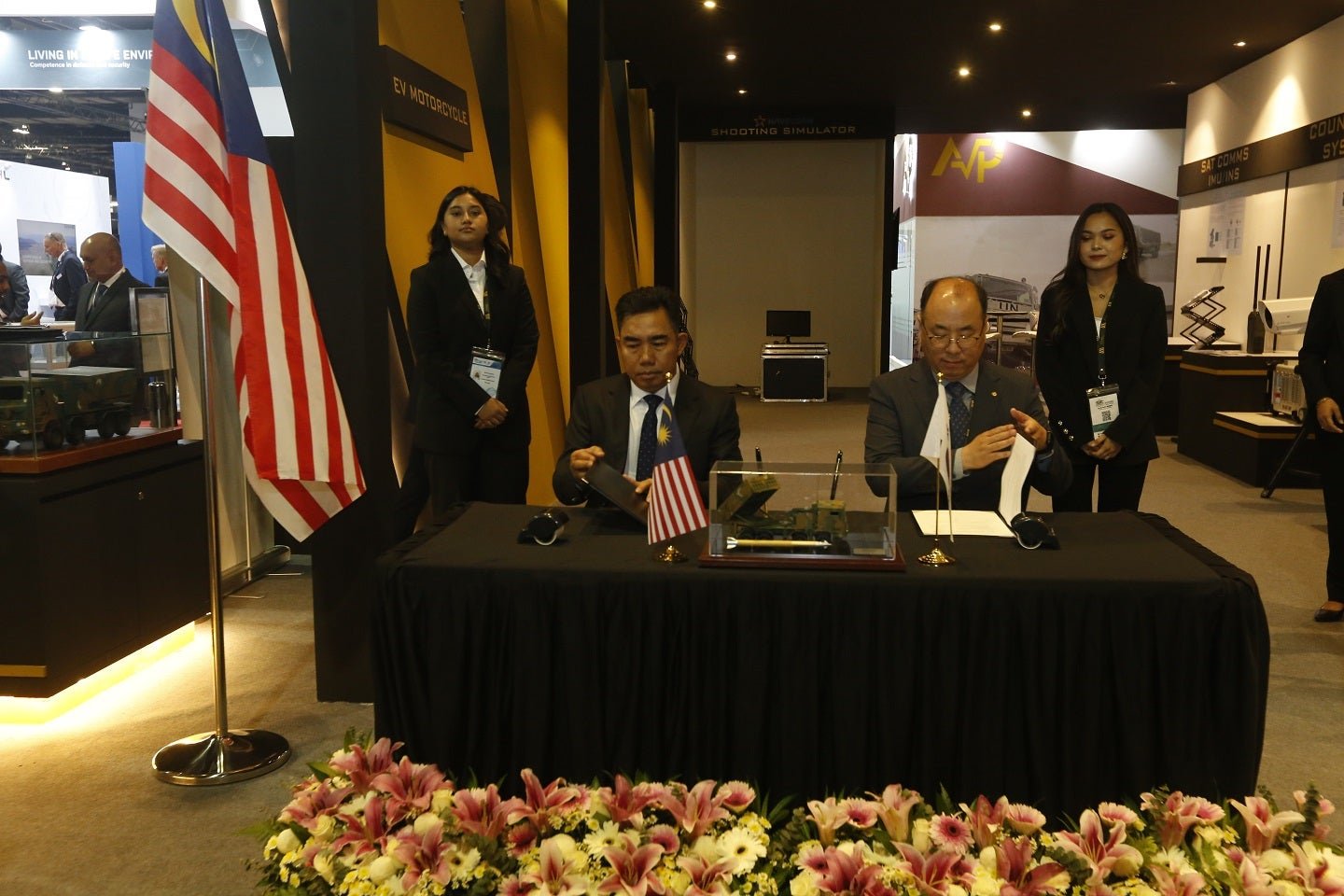 Malaysia strengthens defence with $15bn contracts