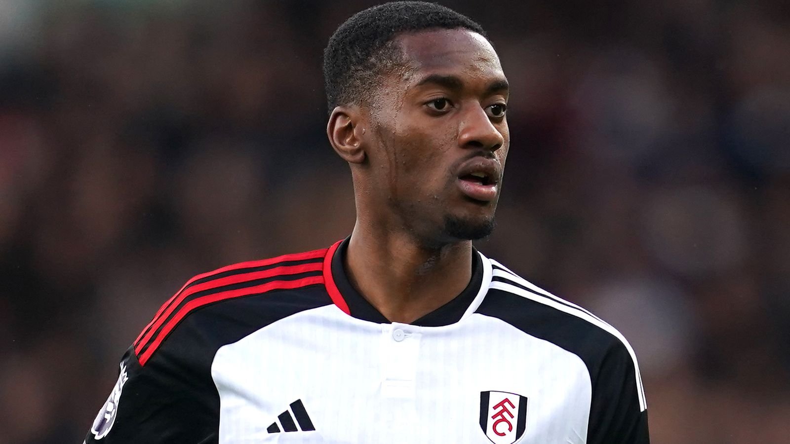 Man Utd interested in Tosin Adarabioyo ahead of Fulham defender becoming free agent | Transfer Centre News