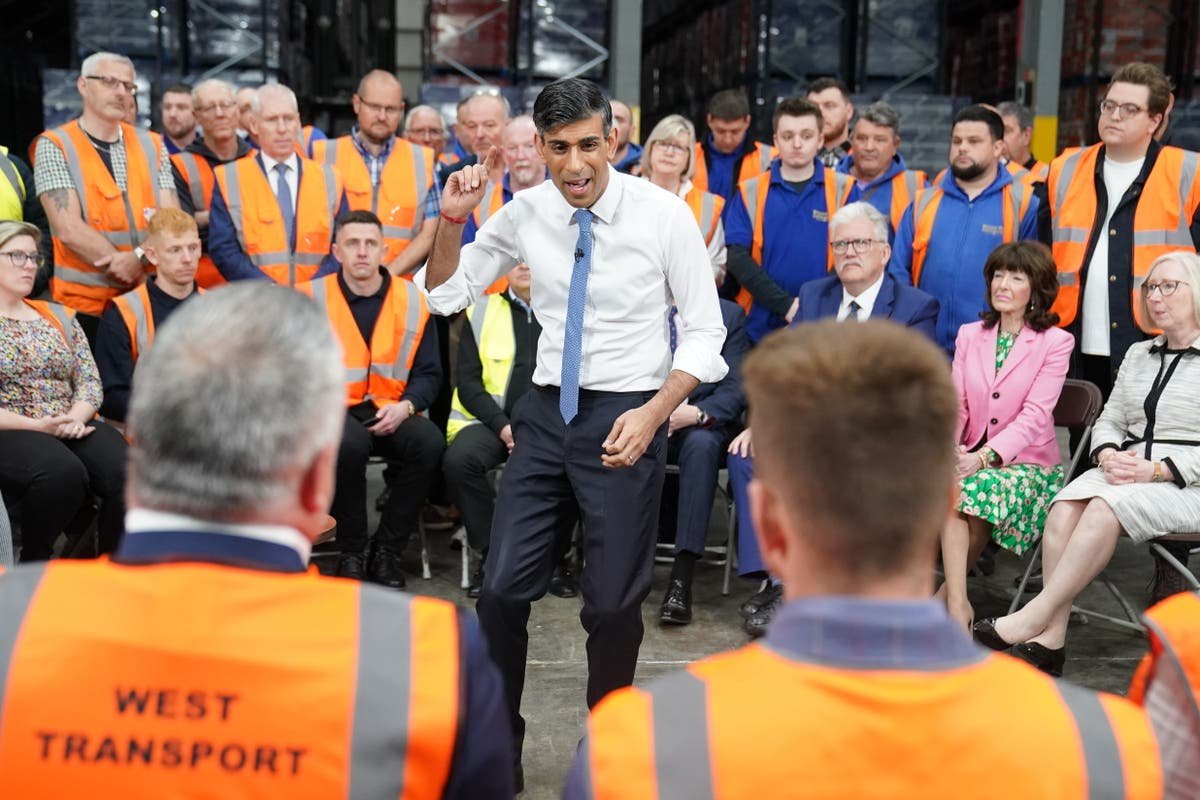 Man in hi vis jacket who questioned Rishi Sunak is Tory councillor asked to attend event