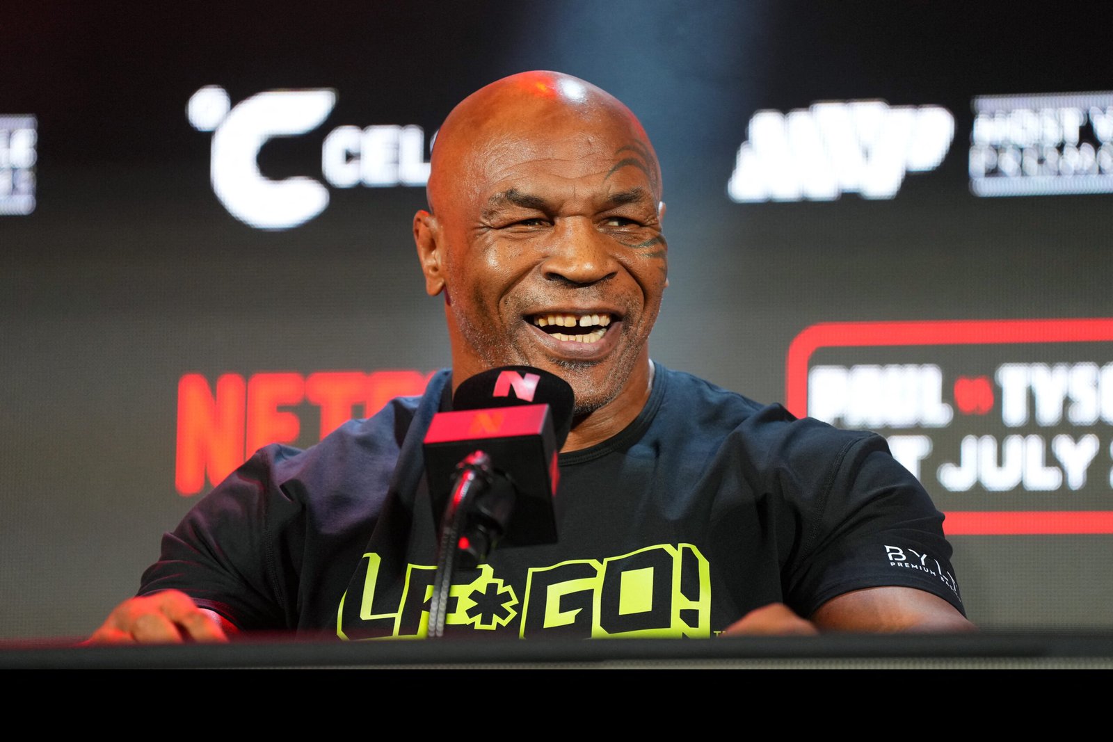 Mike Tyson says he feels ‘100%’ after plane health scare