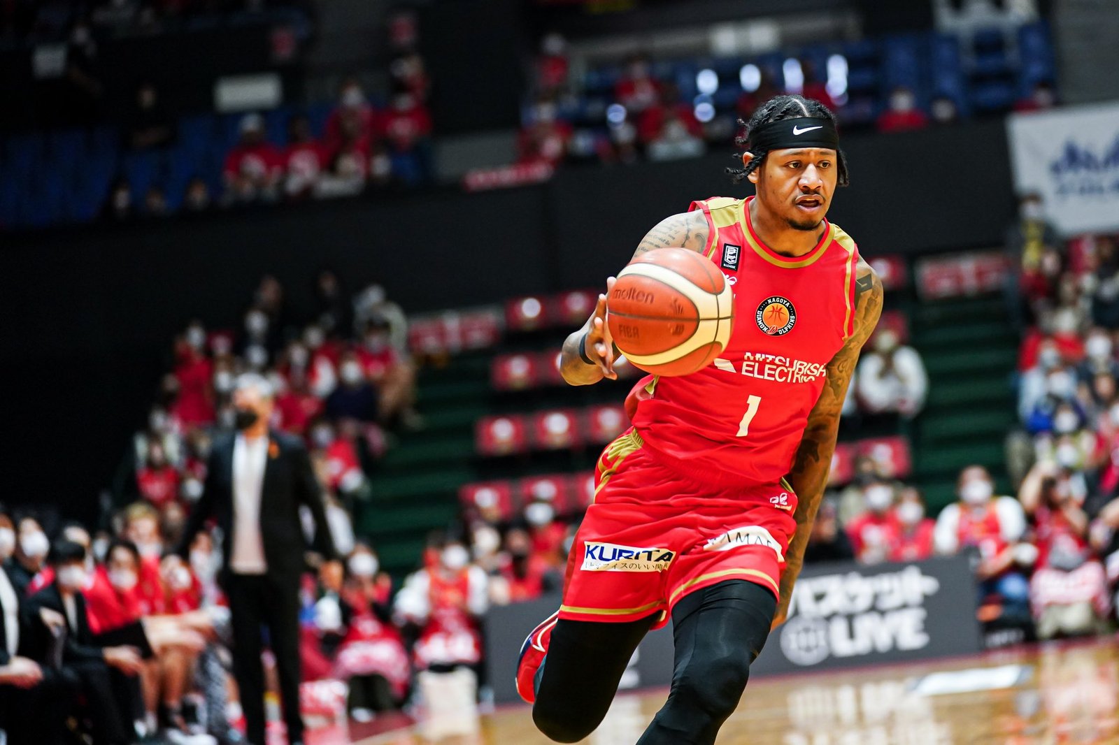 Ray Parks, Nagoya negotiate contract extension