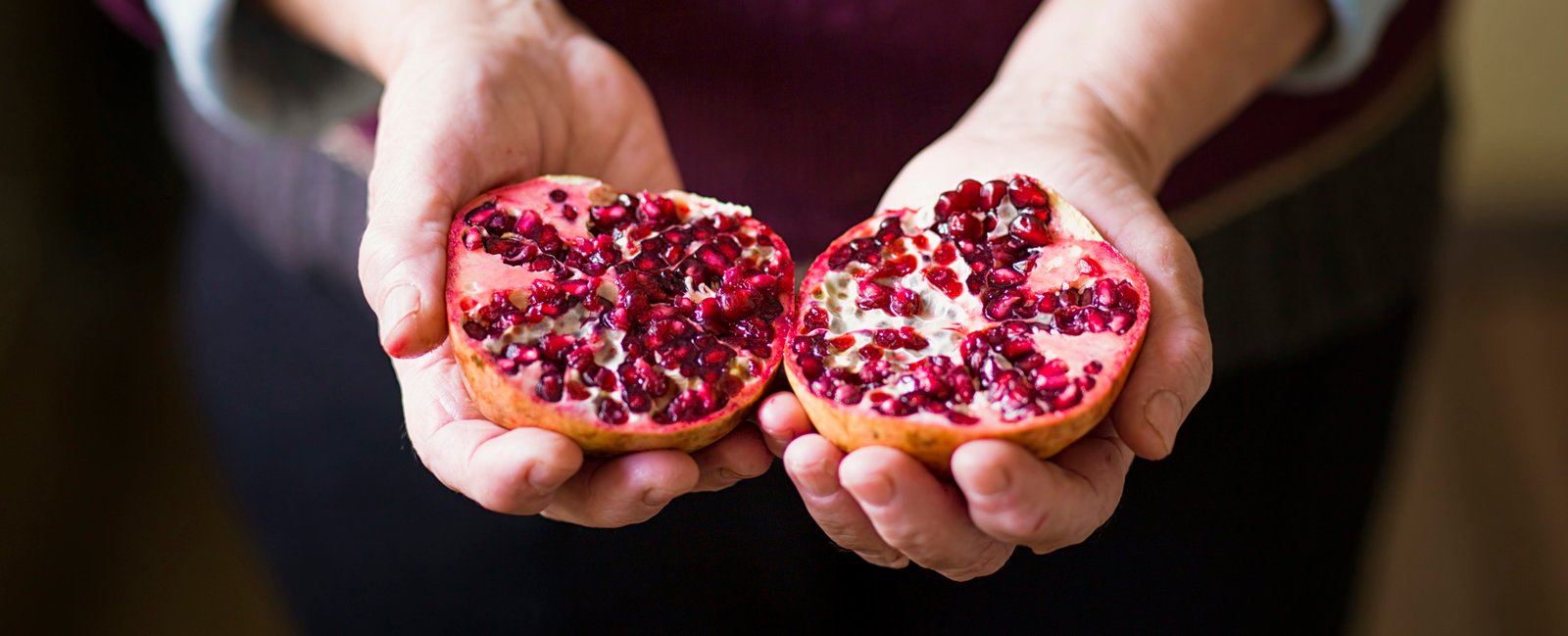 Something In Pomegranates May Help The Brain Stave Off Alzheimers ScienceAlert