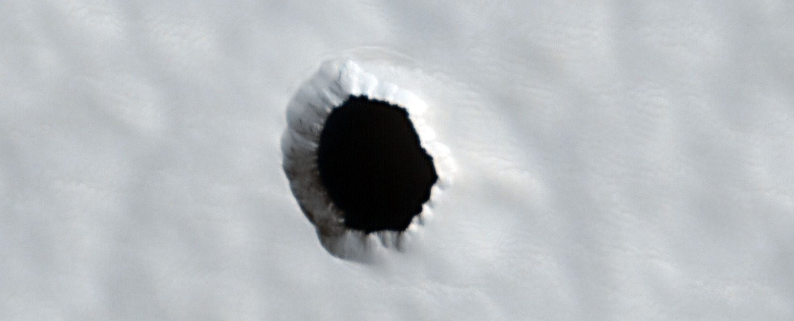 Theres a Hole on The Surface of Mars And Scientists Have No Idea Whats Inside It ScienceAlert