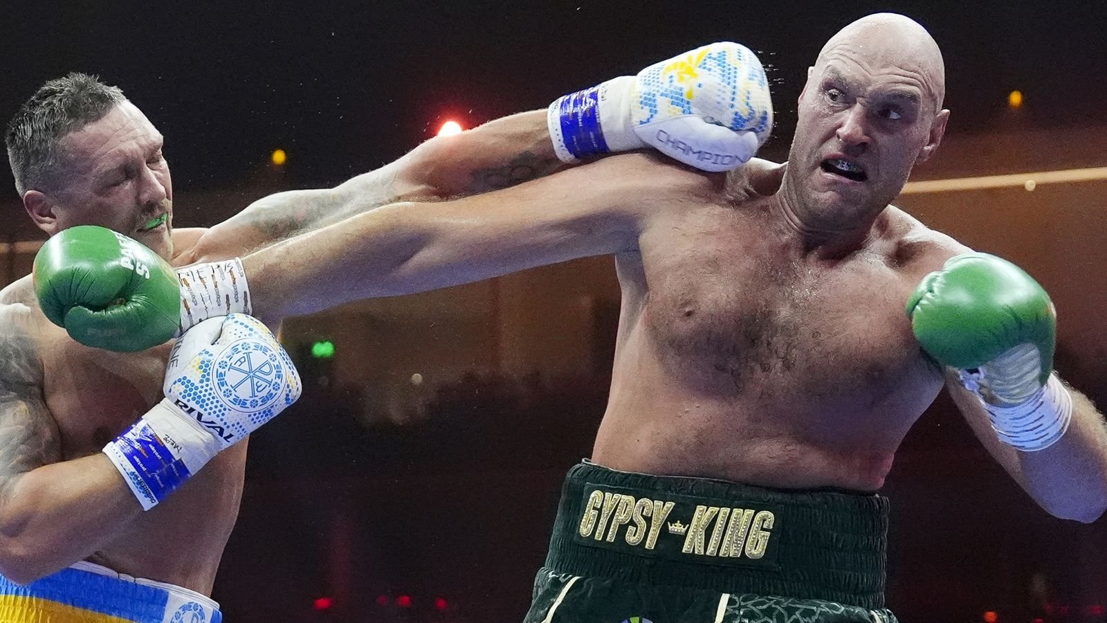 Tyson Fury appetite for Oleksandr Usyk rematch questioned by Johnny Nelson | Boxing News
