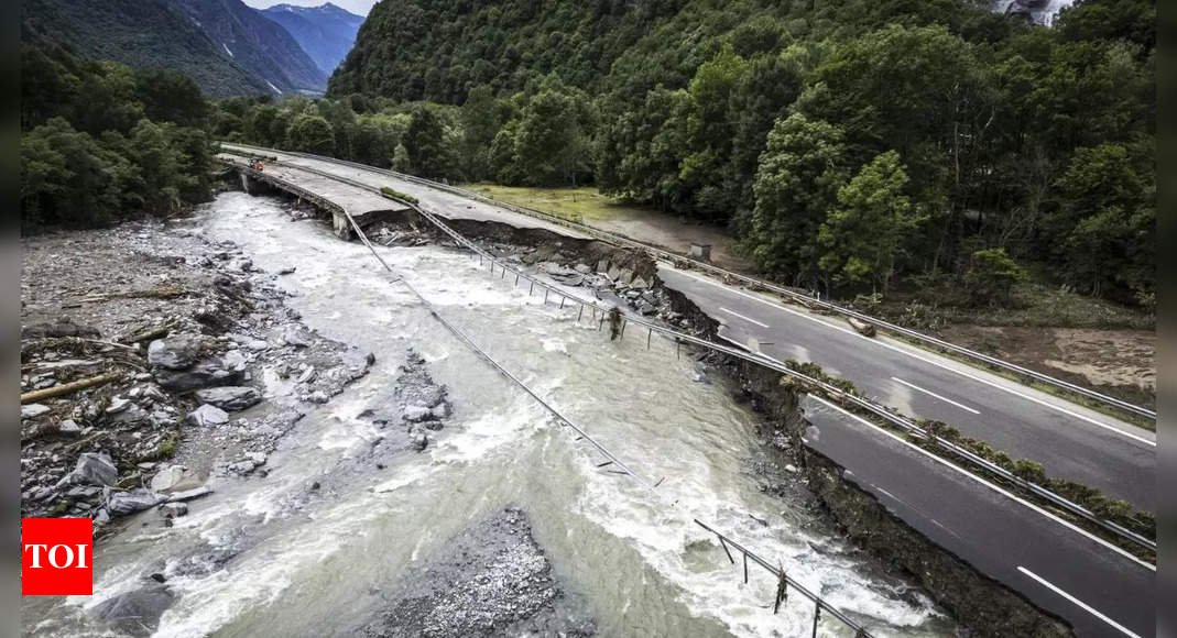 2 killed, 1 missing after torrential rains trigger landslide in Switzerland