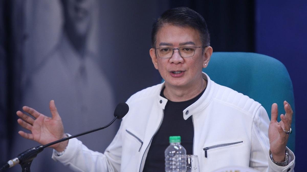 Escudero suggests regular consultations with OSG in crafting laws