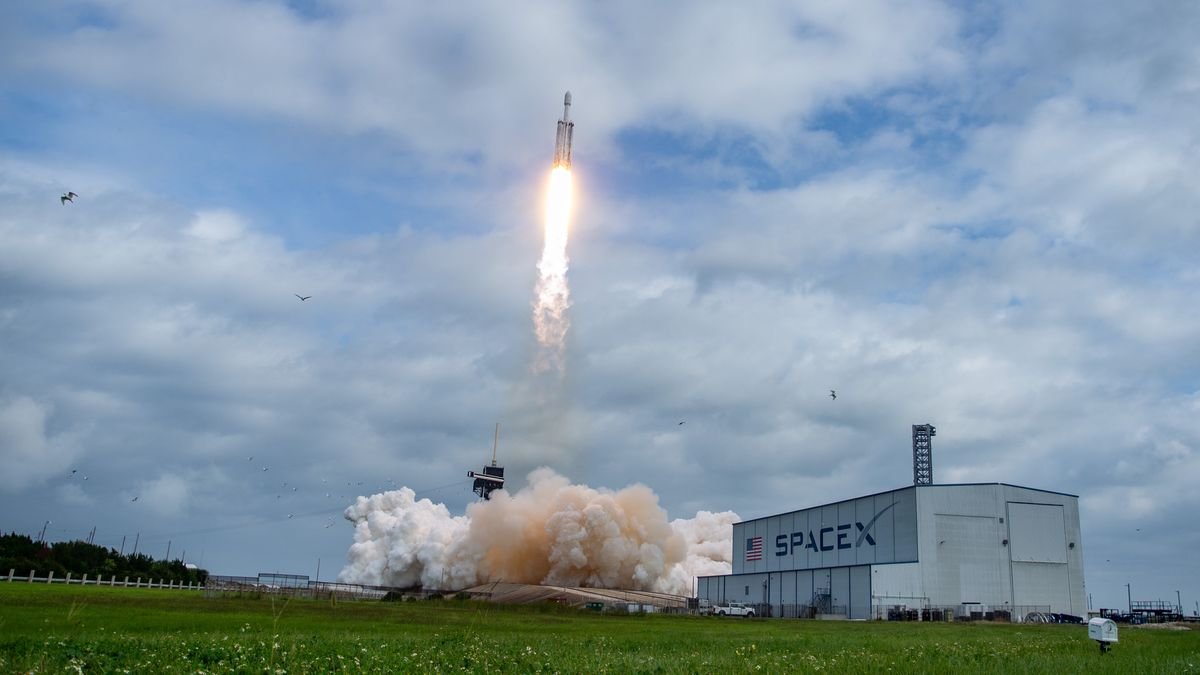 How to watch SpaceX’s Falcon Heavy rocket launch NOAA’s GOES-U satellite on June 25