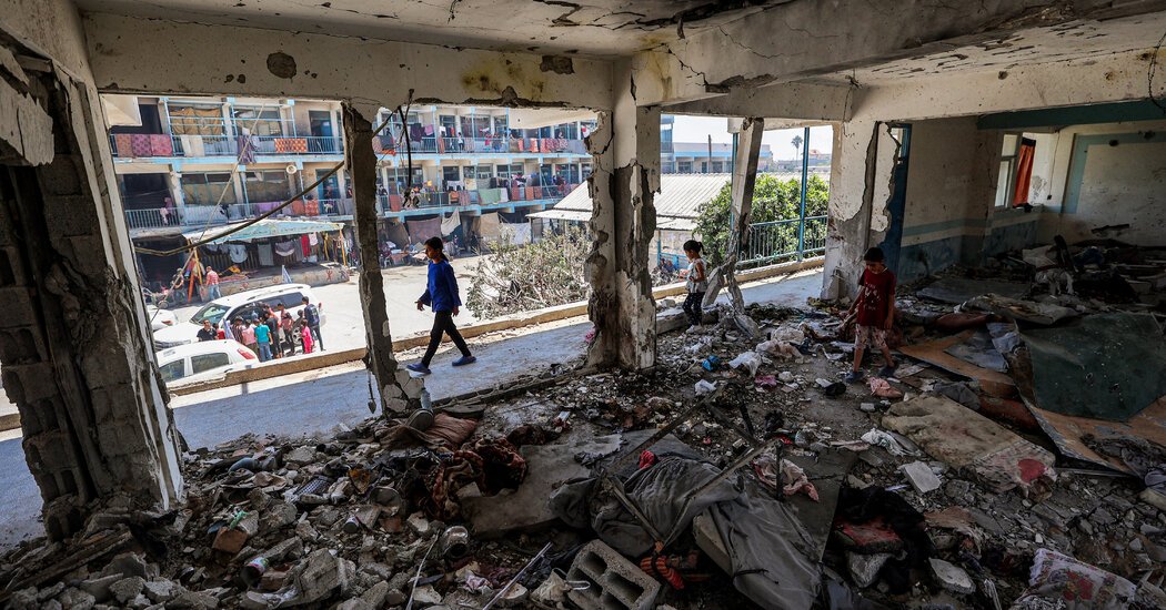 Israel Strikes Another School Building as It Pushes On in Gaza