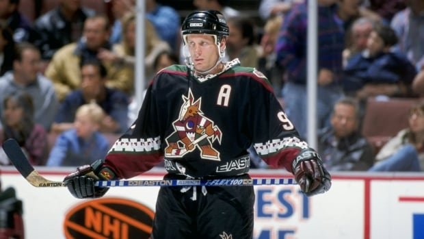 Jeremy Roenick elected to Hockey Hall of Fame after 12-year wait