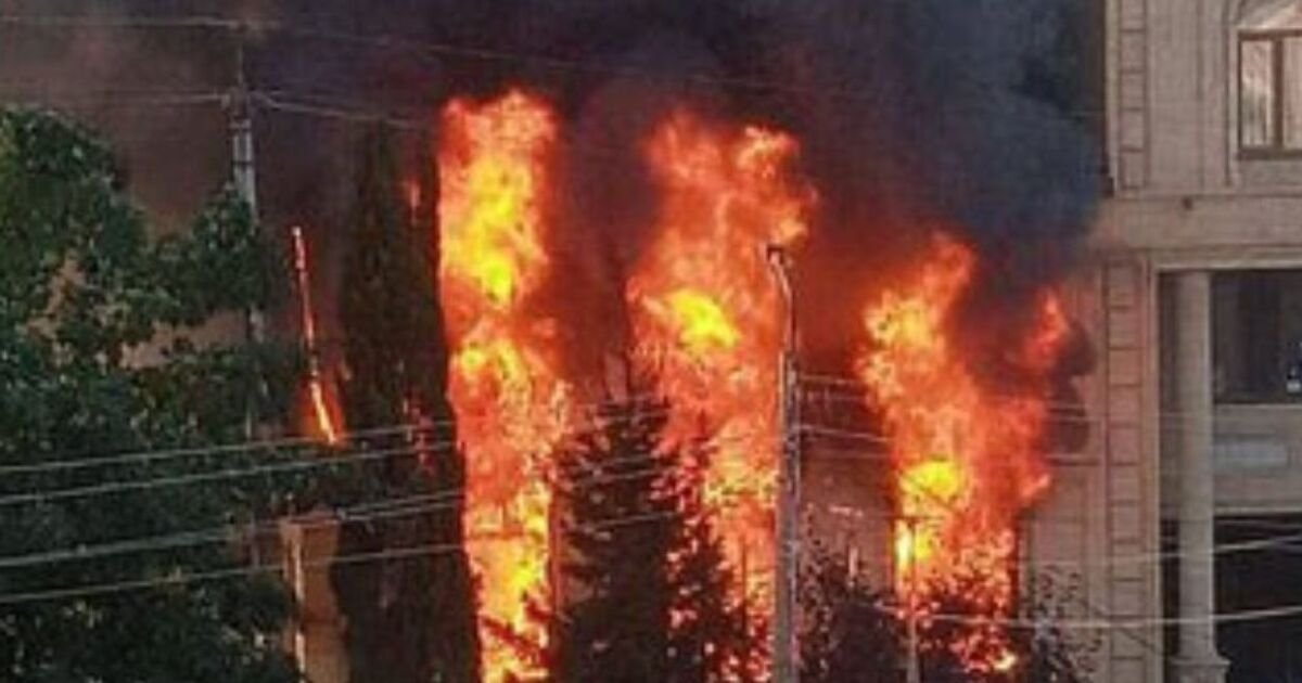 Moment Russian synagogue church go up in flames as police close off city | World | News