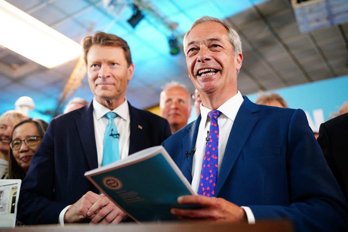 Nigel Farage pledges to run for PM in 2029 as Reform manifesto slated by economists