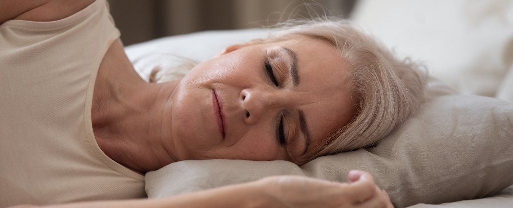 One Stage of Sleep Seems to Be Critical For Reducing Risk of Dementia : ScienceAlert