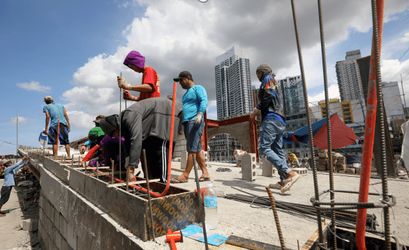 PH employment rate slightly up in May; but manufacturing still lags