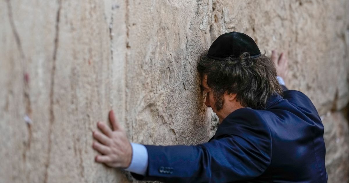 President Milei’s surprising devotion to Judaism and Israel provokes tension in Argentina and beyond