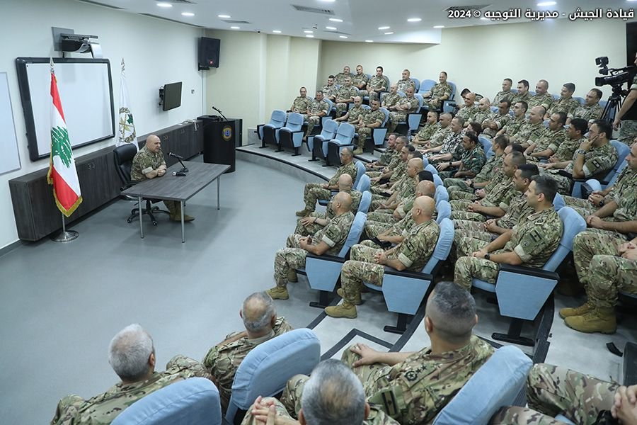 Visit of the LAF Commander to the Fouad Shehab Command and Staff College