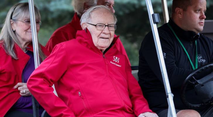 Warren Buffett believes the vast wealth gap in America is due to 1 inevitable consequence