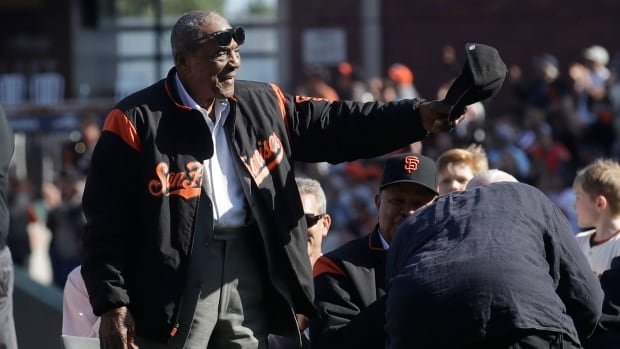 Willie Mays, baseball great and electrifying 'Say Hey Kid,' has died at 93