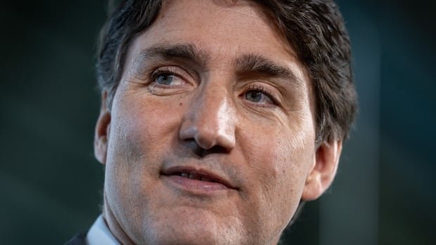 With questions swirling about his future, Trudeau largely stays on message in speech to donors