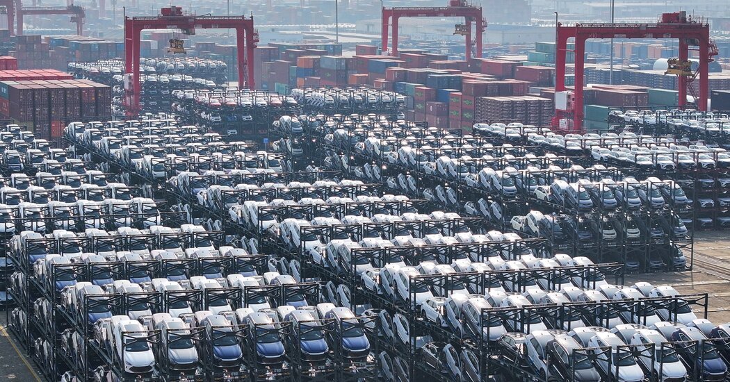 Europe Tells Chinas Carmakers Get Ready to Pay Tariffs