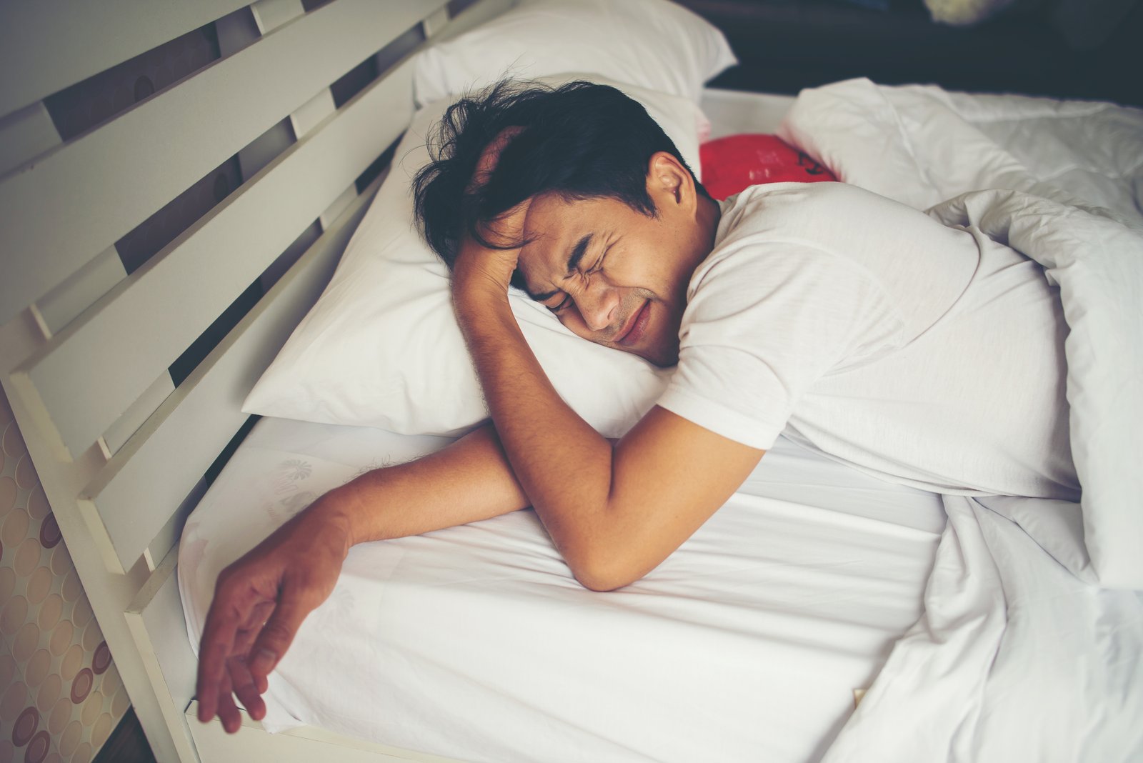 Insufficient And Excessive Sleep May Harm Blood Vessels Of Diabetes Patients