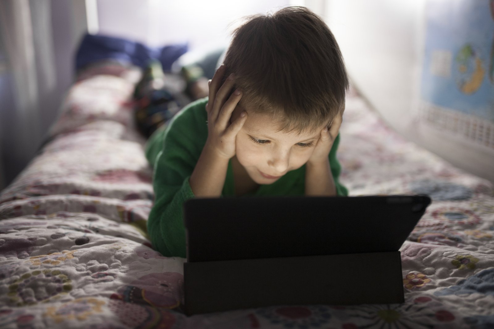 Limiting Children’s Screen Time To 3 Hours Weekly Boosts Mental Health In Days: Study