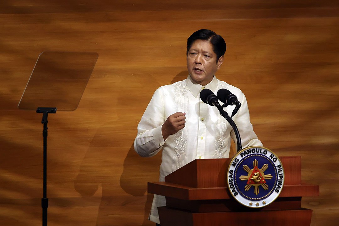 Marcos orders total ban on POGOs