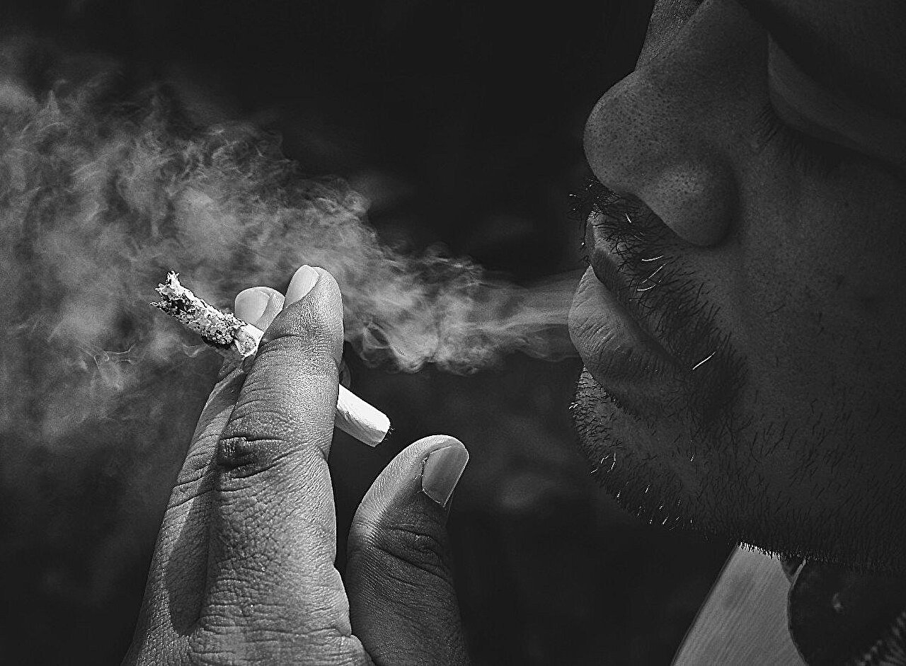 Unsafe neighborhoods could drive up smoking rates