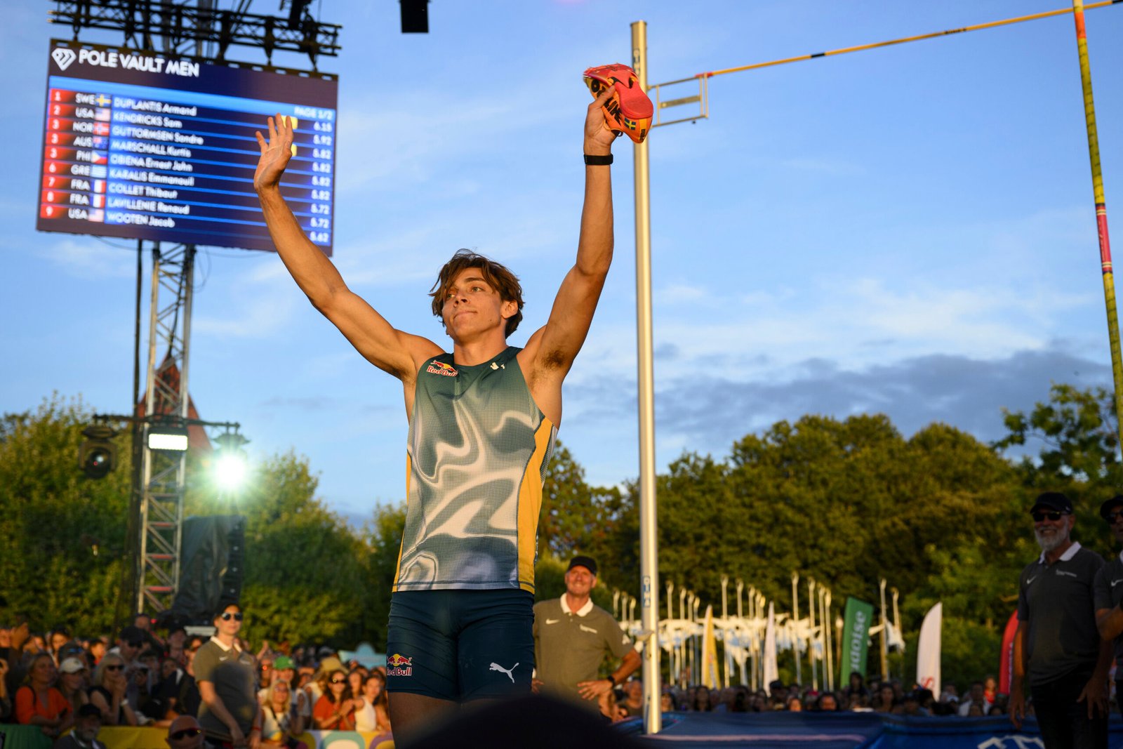 Mondo Duplantis Athletics Diamond League Athletissima City Paris Olympics