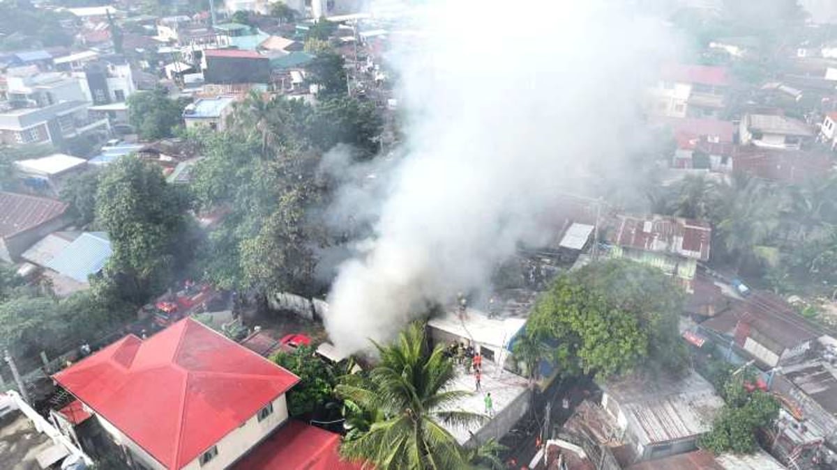 Fire damages 4 houses in Lapuz District, 34 individuals displaced