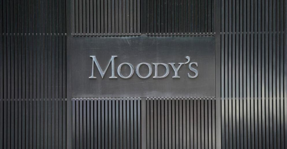 Moody’s, citing reforms, affirms investment's grade