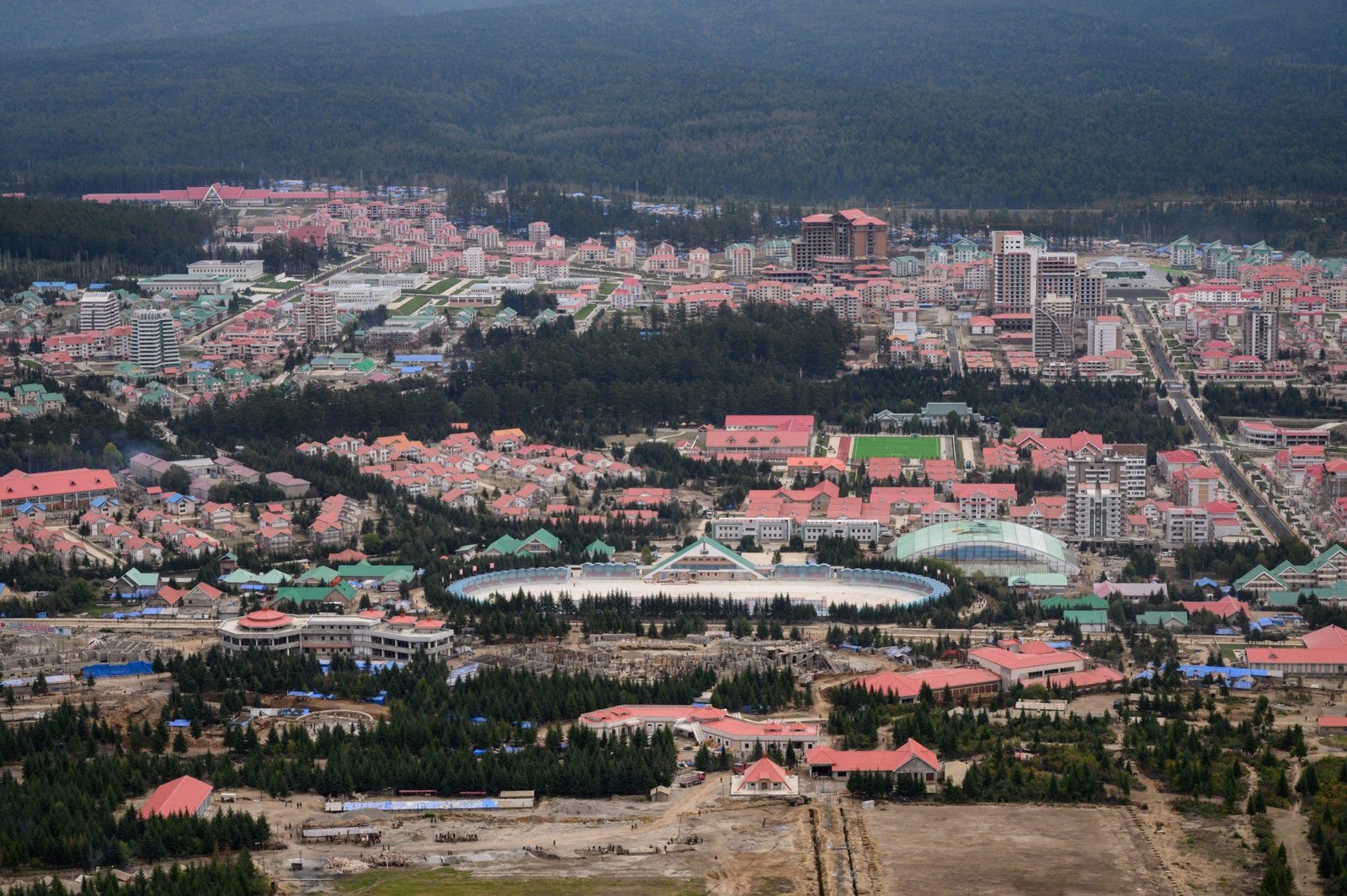 North Korea to partially reopen its borders to torusim