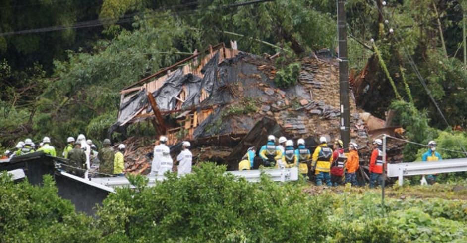 Three missing as ‘extremely strong’ typhoon nears Japan