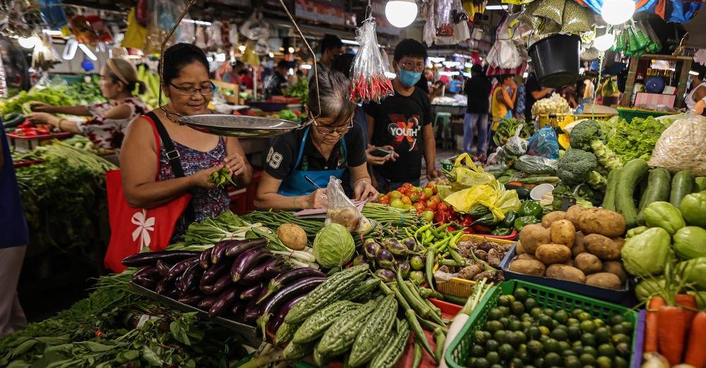 What does it mean to be ‘food poor,’ and is P21 per meal really enough?