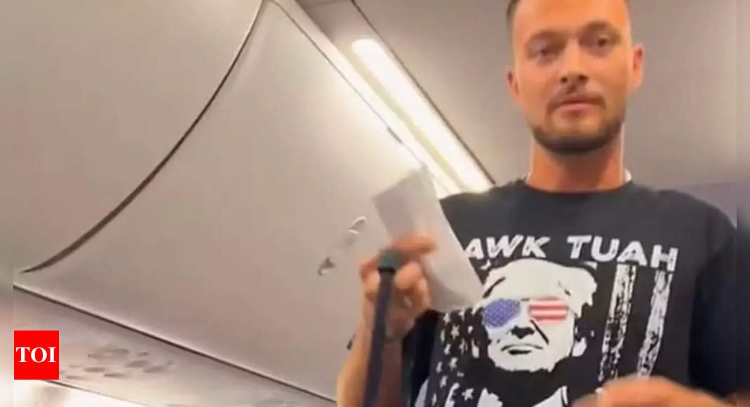 'Hawk tuah spit on that thang': Man kicked out of Delta flight over Trump t-shirt