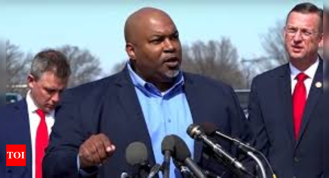 Mark Robinson: GOP senator Lindsey Graham says 'porn site' charges against Mark Robinson beyond unnerving but...